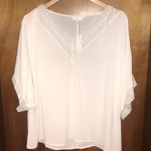 NWT cream flowy Top